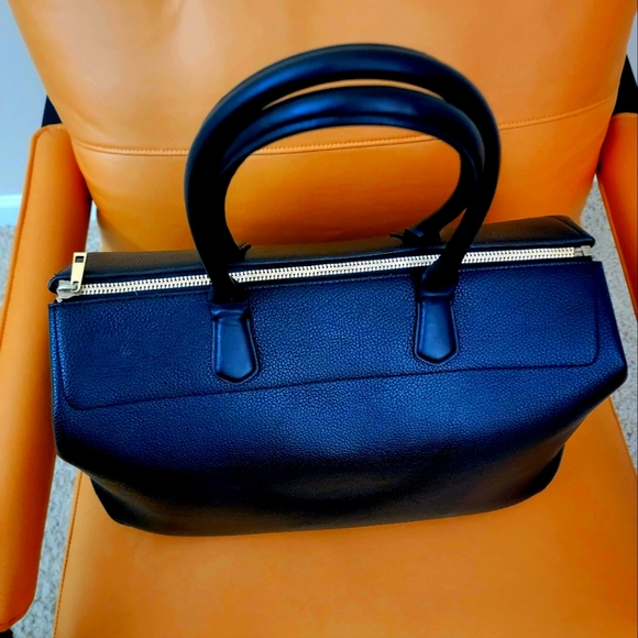 Women's Black Leather Duffle / Purse / Bag - Picture 3 of 5